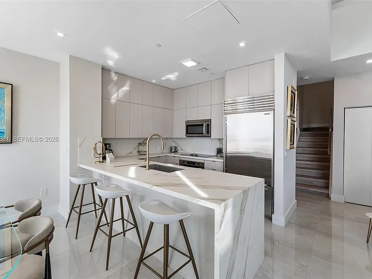 950 Brickell Bay Dr #5507 — Photo 6