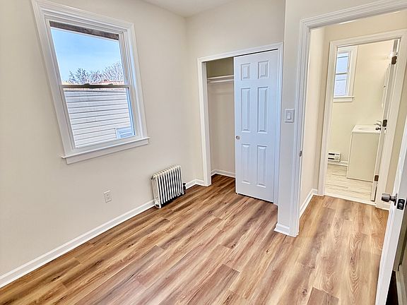4th image of 284 Kearny Ave Floor 2
