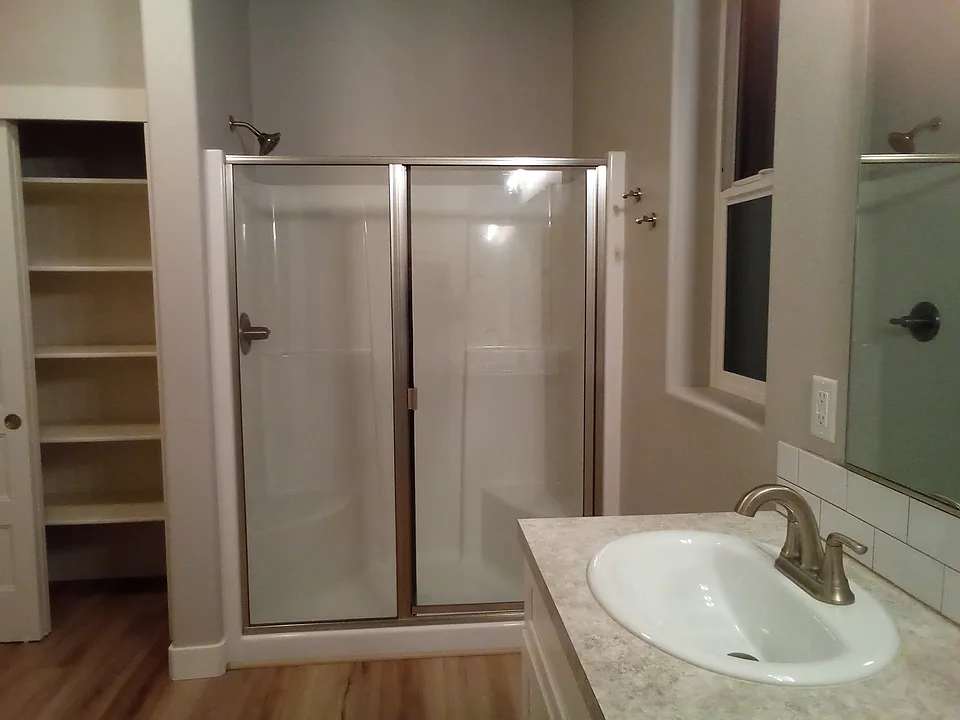 1975 W 39th Ave