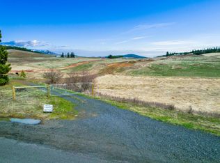 15805 S Starr Rd, Rockford, WA 99030