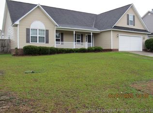 4433 Scenic Pines Dr, Hope Mills, NC 28348