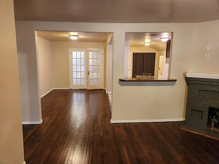 434 S Richmond Ave — Photo 9