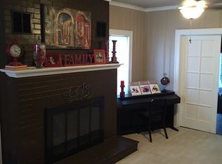 801 E 9th St, Cushing, OK 74023