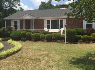 215 Columbia Rd, Wagener, SC 29164