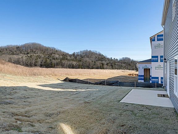 2nd image of 1110 Skyridge Dr
