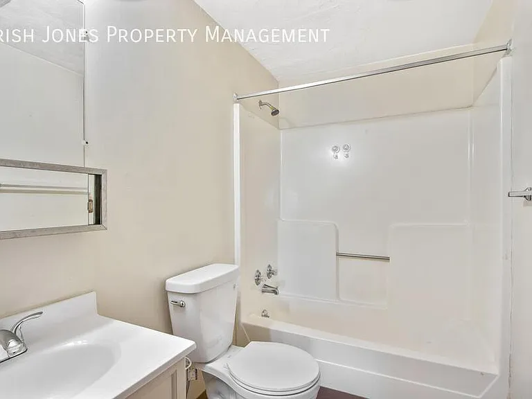 9234 Niemel Dr #4 — Photo 9