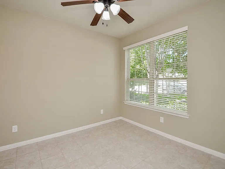 6418 Burgess Heights Ln — Photo 23