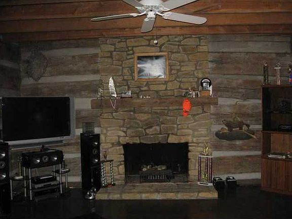 4th image of 1155 E County Road 300 N