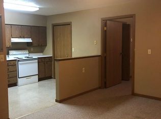 1204 E Pam Rd, Sioux Falls, SD 57105