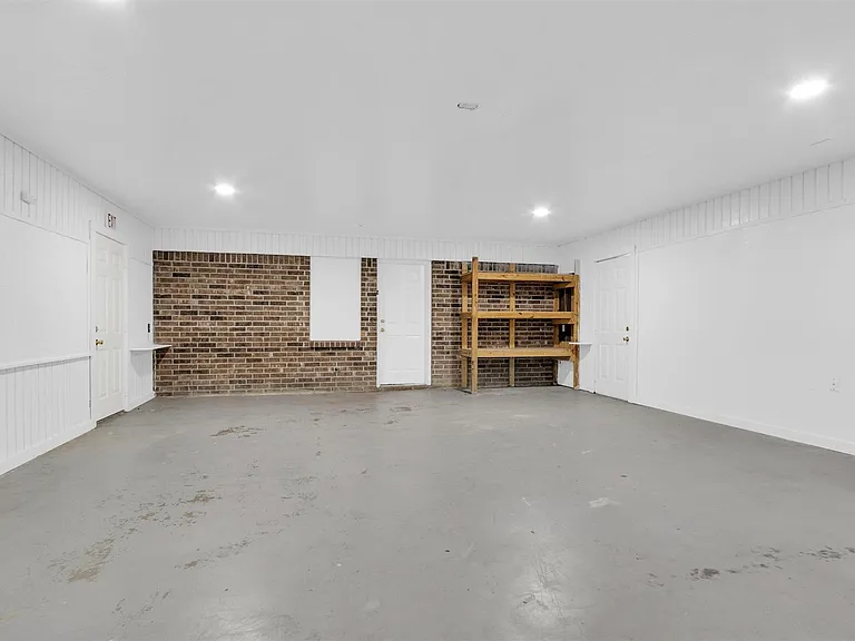 21630 Punkin St — Photo 38
