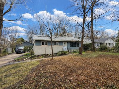 210 Hill Ave, Glen Ellyn, IL, 60137
