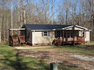 260 Kimbrell St, Lexington, NC 27295