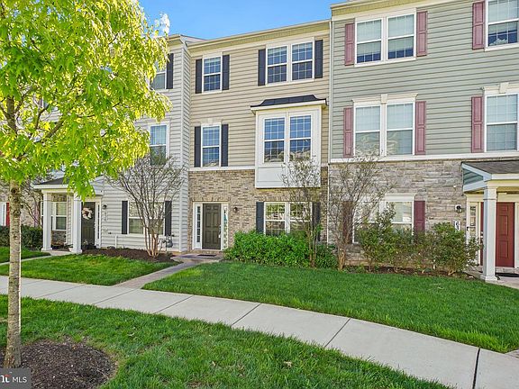 2nd image of 634 Blandwood Rd