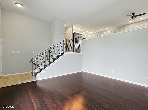 3rd image of 17054 Oketo Ave