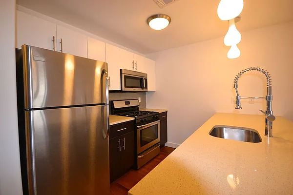 Rented by Bold Marketing | media 37