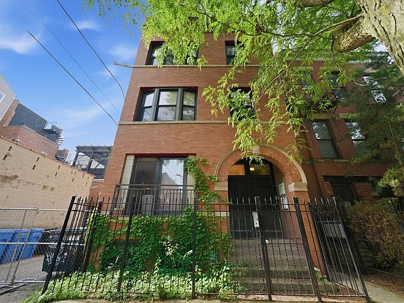 2nd image of 2013 W Crystal St APT 1F