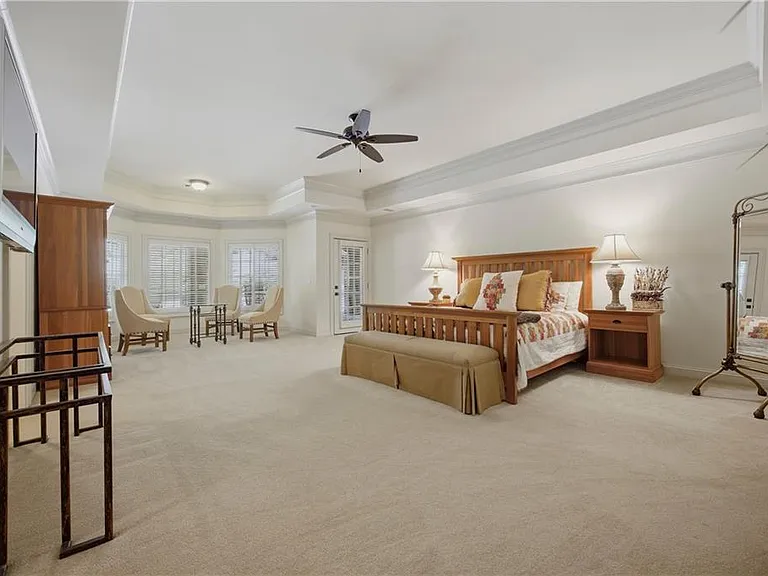 1845 Sugarloaf Club Dr — Photo 52