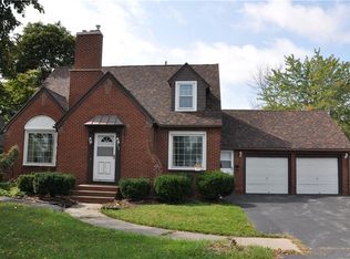 952 Dick Rd, Buffalo, NY 14225