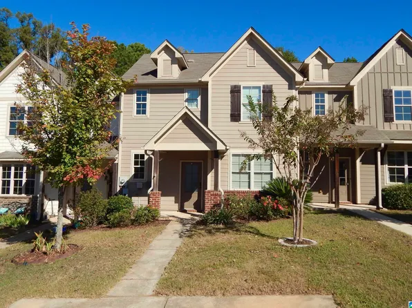 566 The Heights Ln, Calera, AL 35040