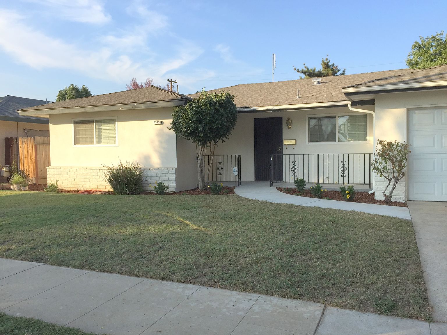 3333 E Saginaw Way, Fresno, CA 93726 | Zillow