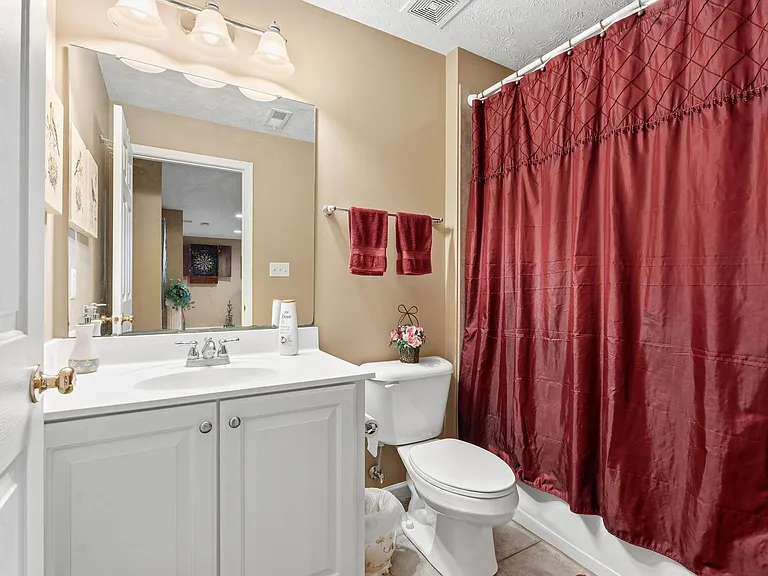 Forest Oaks Dr — Photo 63