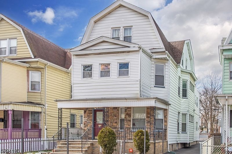 1st image of 65 Ellington St