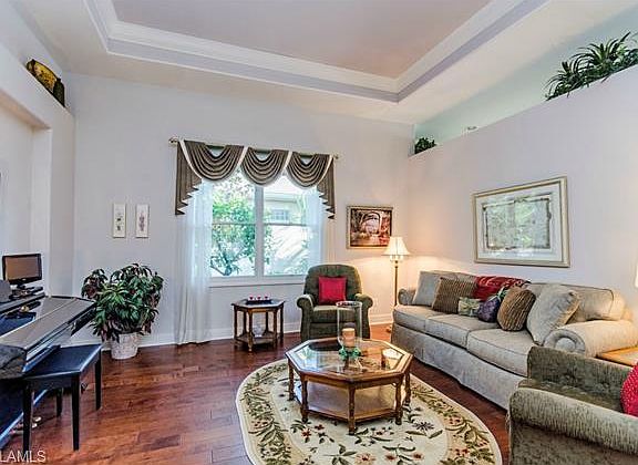 3rd image of 848 Villa Florenza Dr