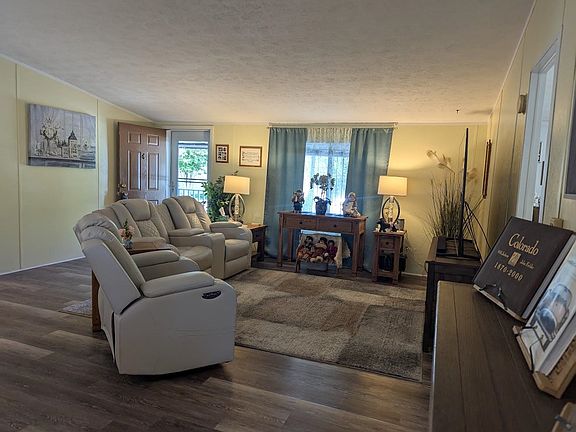 2nd image of 435 32nd Rd Unit 310