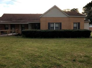 1466 Prince Ave, Tifton, GA 31794