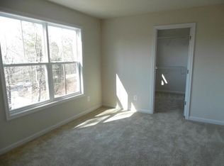 17609 Barron Heights Rd, Dumfries, VA 22025