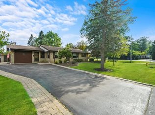 8755 W 96th Pl, Palos Hills, IL
