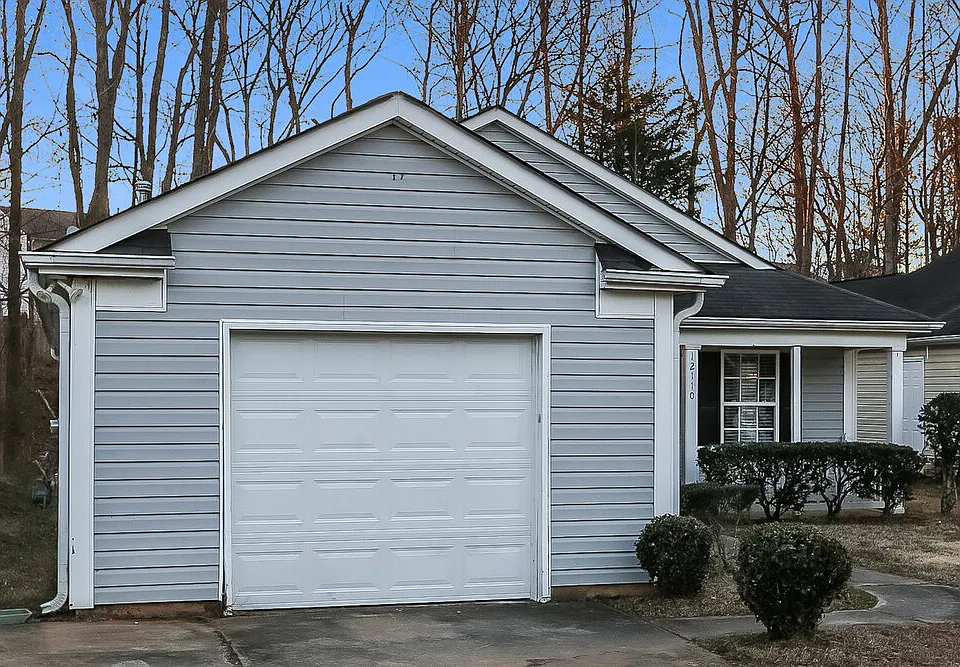 12110 Stewarts Crossing Dr