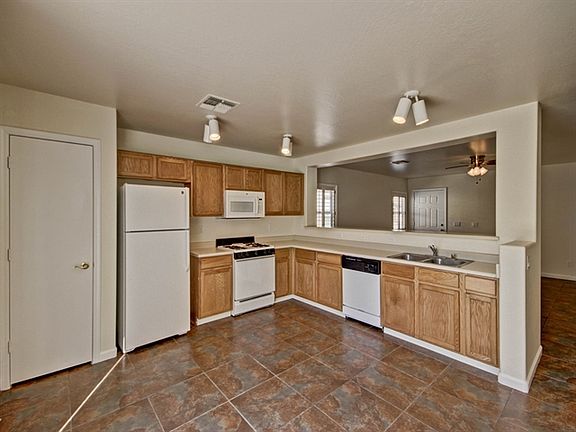 4th image of 12509 W Bloomfield Rd