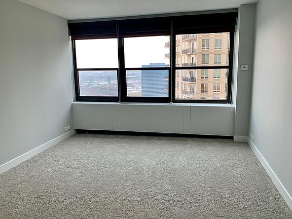 5th image of 1150 S Michigan Ave #3208