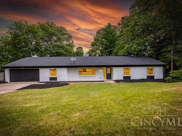 9448 Rockport Dr, Cincinnati, OH 45231