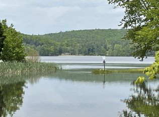 20 E Shore Rd, Swanzey, NH 03446