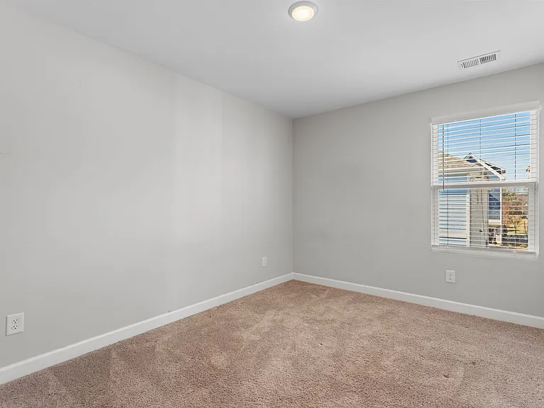 1067 Emery Bay Cir — Photo 24