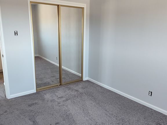 4th image of 714 Easton Ave APT 10