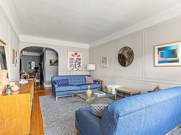 4th image of 85-10 34th Ave APT 622