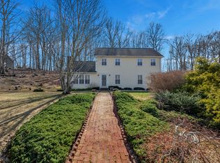 125 Pruett Pl, Oakdale, CT 06370