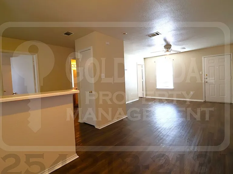 1708 Spring Rose Cir — Photo 3
