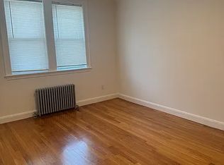 37 Appleton St APT 12, Waltham, MA 02453