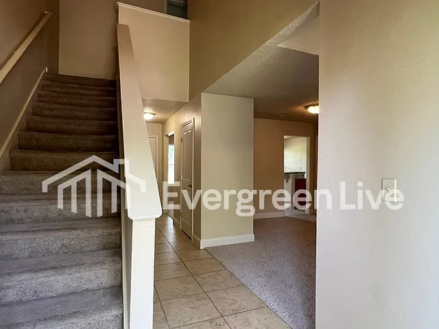 206 Swing Ct — Photo 14