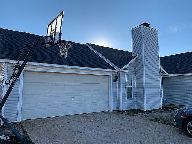 2nd image of 302 Wrasling Way