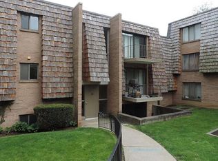 112 Forest Green Dr #112, Moon Township, PA 15108