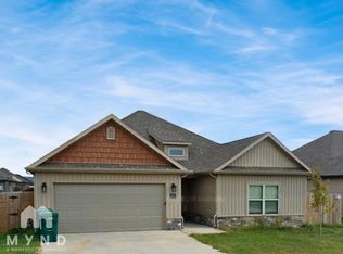 1020 Pebble Pass, Centerton, AR 72719