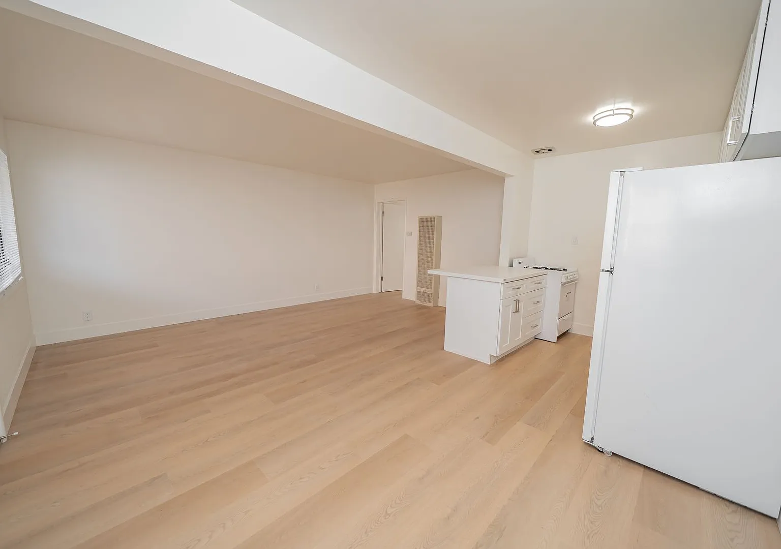 3084 Richmond Blvd — Photo 3