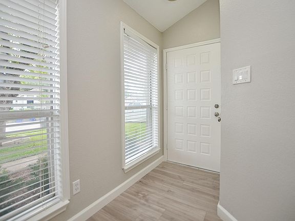 3rd image of 2027 Wheathall Camp Ln