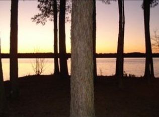 1564 Lands End Rd, Hartsville, SC 29550