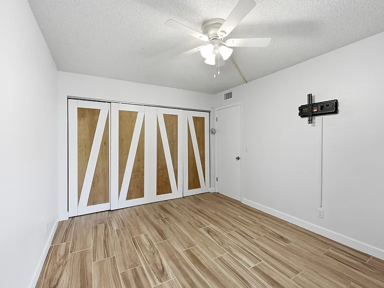 2805 Casita Way #112 — Photo 16